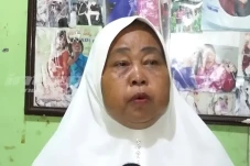 Istri Pertama Tak Terima...