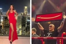 Dukung Oleksandr Usyk,...
