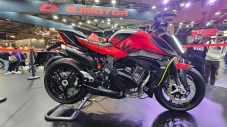 QJMotor SRK 1000, Motor...