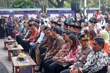 Jokowi dan Ridwan Kamil...