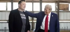 Elon Musk Tinggal di...