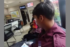 Wartawan Televisi Kehilangan...