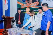 Menang Pilkada Tanpa...