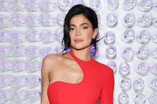 Kylie Jenner Diduga...