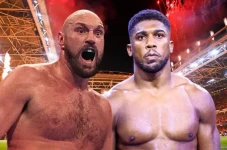 Tyson Fury vs Anthony...