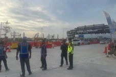 Libur Nataru Berakhir,...