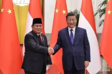 Prabowo Masuk Daftar...