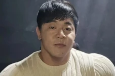 YouTuber Park Seung...