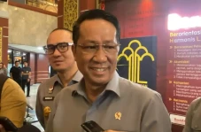 Menkum Targetkan Seluruh...