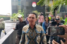 Ahok Ogah Komentari...