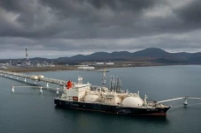 Rusia Siap Pasok LNG...