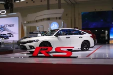 Honda Pertahankan Posisi...