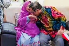 Kabar Duka, Siti Khadijah...