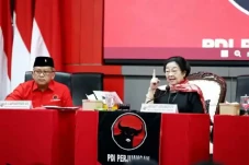 Guntur Romli: Megawati...
