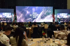Tantangan Bisnis Makin...
