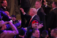 Jelang Pelantikan Trump:...