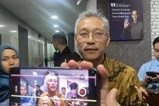 Dituduh Tampar Pegawai,...