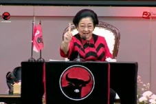 Megawati Ulang Tahun,...