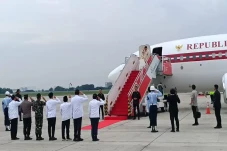 Bertolak ke India, Prabowo...