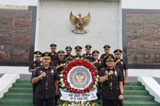 Hari Bhakti Imigrasi...