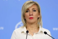 Rusia Respons Rencana...