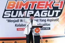 Salim Segaf Ingatkan...