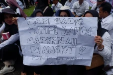 Hore, Guru Honorer akan...