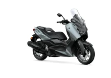 XMAX 300 Terbaru Meluncur...