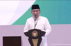 Di Depan Prabowo, Gus...