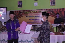Profil Endang Superi...