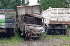 Penampakan Truk Tronton...