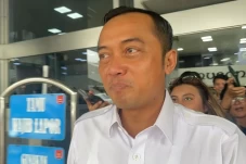 Prabowo Ingin Singkirkan...