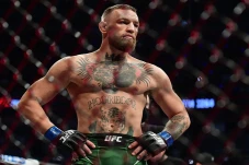 UFC Didesak Tak Promosikan...