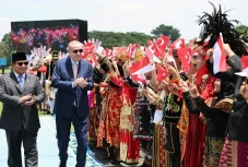 Apakah Pencaplokan Gaza...