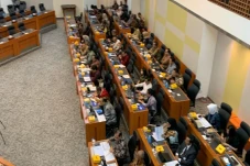 Kena Efisiensi Rp3,8...
