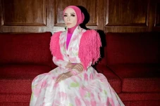Melly Goeslaw Umumkan...
