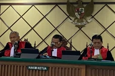 Profil Teguh Harianto,...