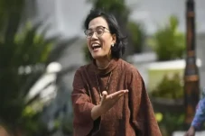 Menkeu Sri Mulyani Bantah...