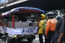 Viral! Linkin Park Posting...