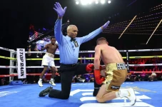 Keyshawn Davis Pukul...
