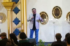 Teori Denny JA: Sosiologi...