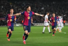 Barcelona Puncaki Klasemen...