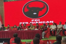 Hasto Sebut Kasus yang...