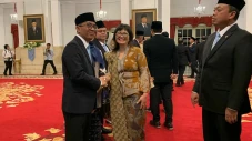 Momen Wamen Stella Beri...