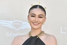 Kronologi Agnez Mo Digugat...