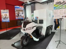 Motor Listrik Roda 3...