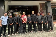 Depot Sameen Hadir di...