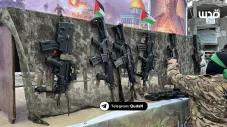 Hamas Pamerkan Senjata-senjata...