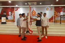 Hijaz Putra Resmi Pimpin...