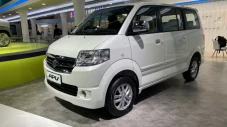 Suzuki Pertahankan Bentuk...